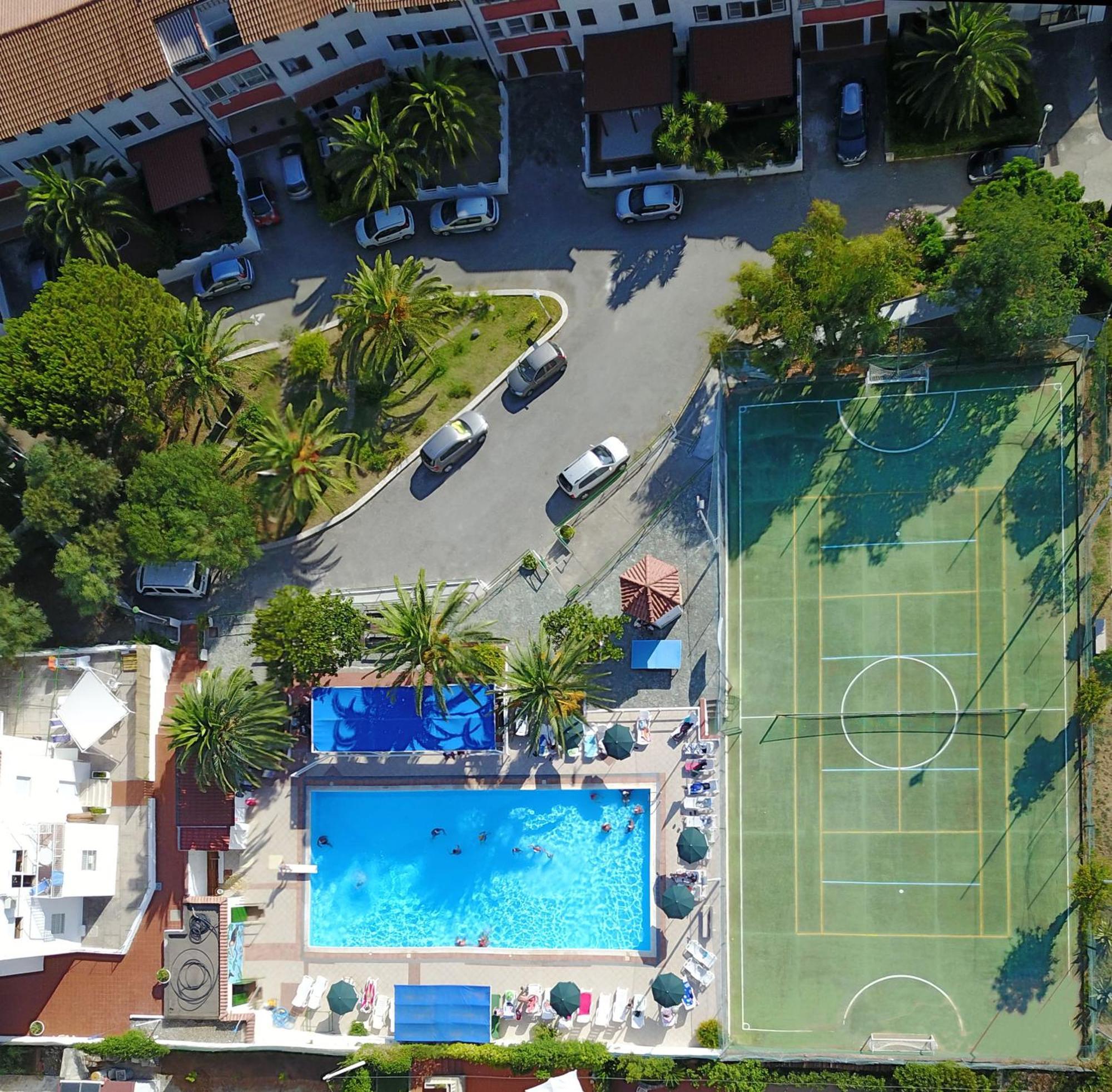Residence La Giungla Фалерна Экстерьер фото